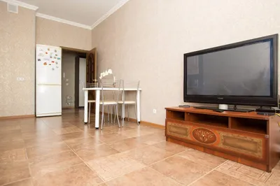 Трехкомнатная квартира в центре на Соборной возле Цирка — sm.webp