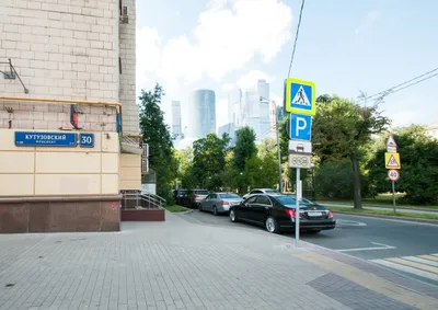 Квартира рядом с домом Брежнева — sm.webp