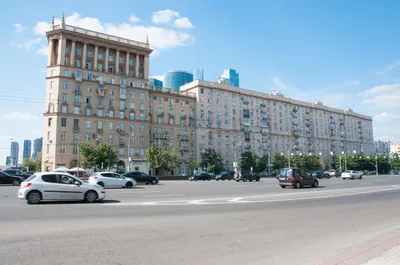 Квартира рядом с домом Брежнева — sm.webp