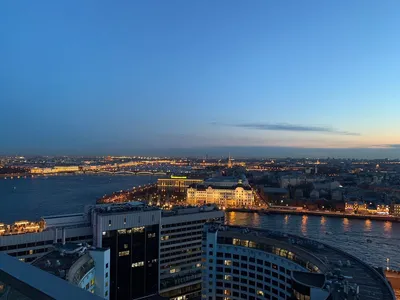 Квартира с видом на Смольный собор — sm.webp