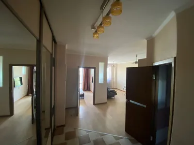 Квартира с видом на Смольный собор — sm.webp