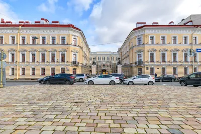3-местный гостиничный номер у Дворцовой площади. — sm.webp