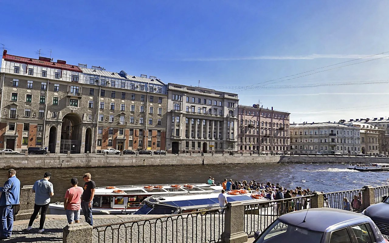 КВАРТИРА В ЦЕНТРЕ У ВОДЫ. — xl.webp