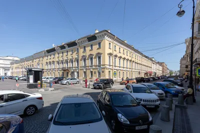 Апартаменты Город Рек. Площадь Искусств — sm.webp