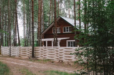 Дом у реки — sm.webp