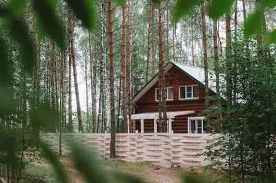 Дом у реки — sm.webp