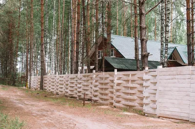 Дом у реки — sm.webp