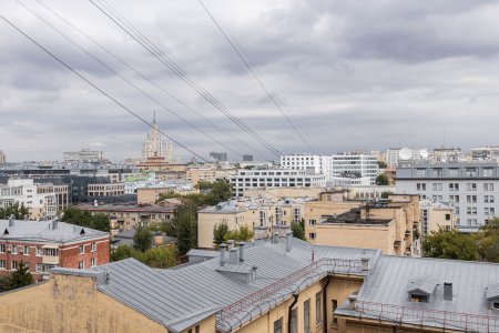 Трехкомнатная квартира с панорамным видом недалеко от Кремля — sm.jpg