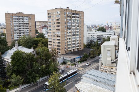 Трехкомнатная квартира с панорамным видом недалеко от Кремля — sm.jpg