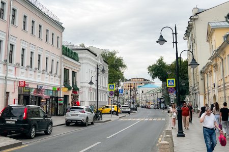 Трехкомнатная квартира с панорамным видом недалеко от Кремля — sm.jpg