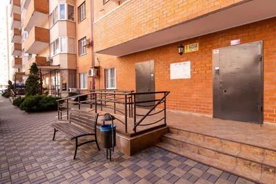 Светлая уютная квартира рядом с парком Галицкого и стадионом ФК Краснодар — sm.webp