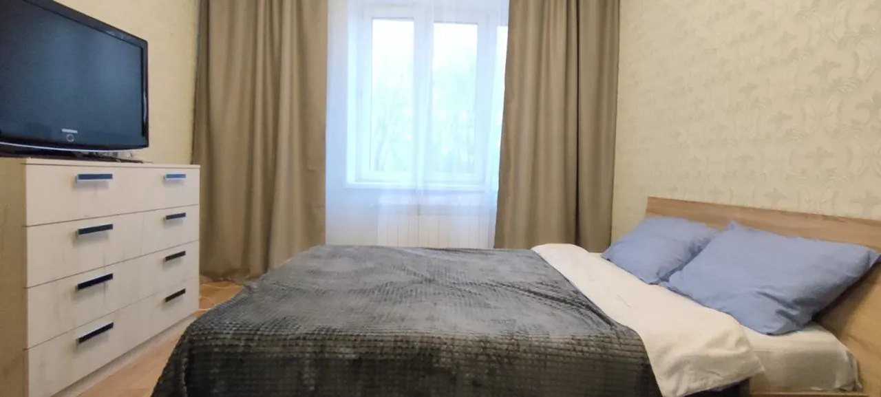 Апартаменты на Николая Смирнова 6 вблизи центра — xl.webp