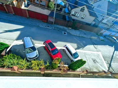 Апартаменты с кухней и террасой с видом на сад. — sm.webp