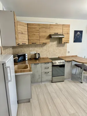 Чистая уютная студия-квартира — sm.webp