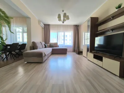 У пляжа на 5 спальных мест в современном комплексе — xl.webp