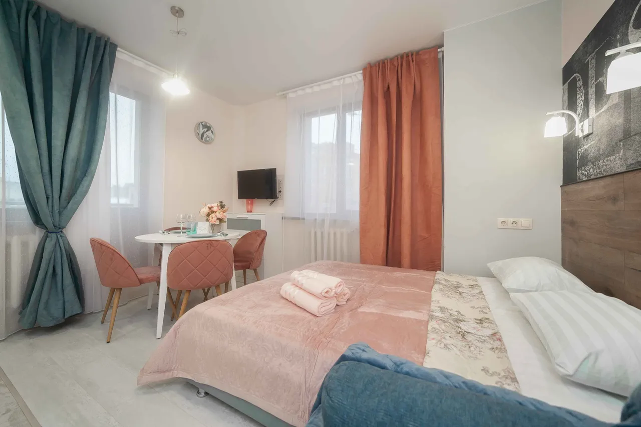 Студи на Бауманской — xl.webp