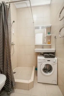 Светлая студия с большими окнами — xl.webp