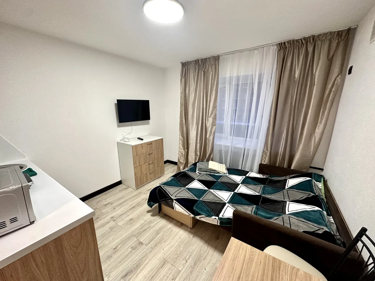 1комн.кв. студия ул.Мельникайте,83  — xl.webp