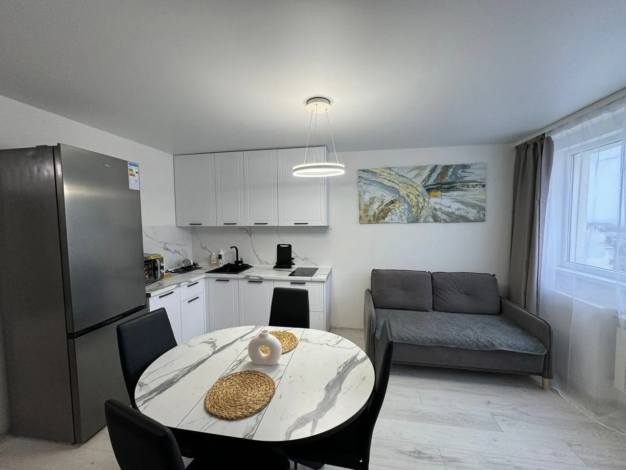 Худякова 7 -1 подъезд 12 этаж 70кв -42квм — xl.webp