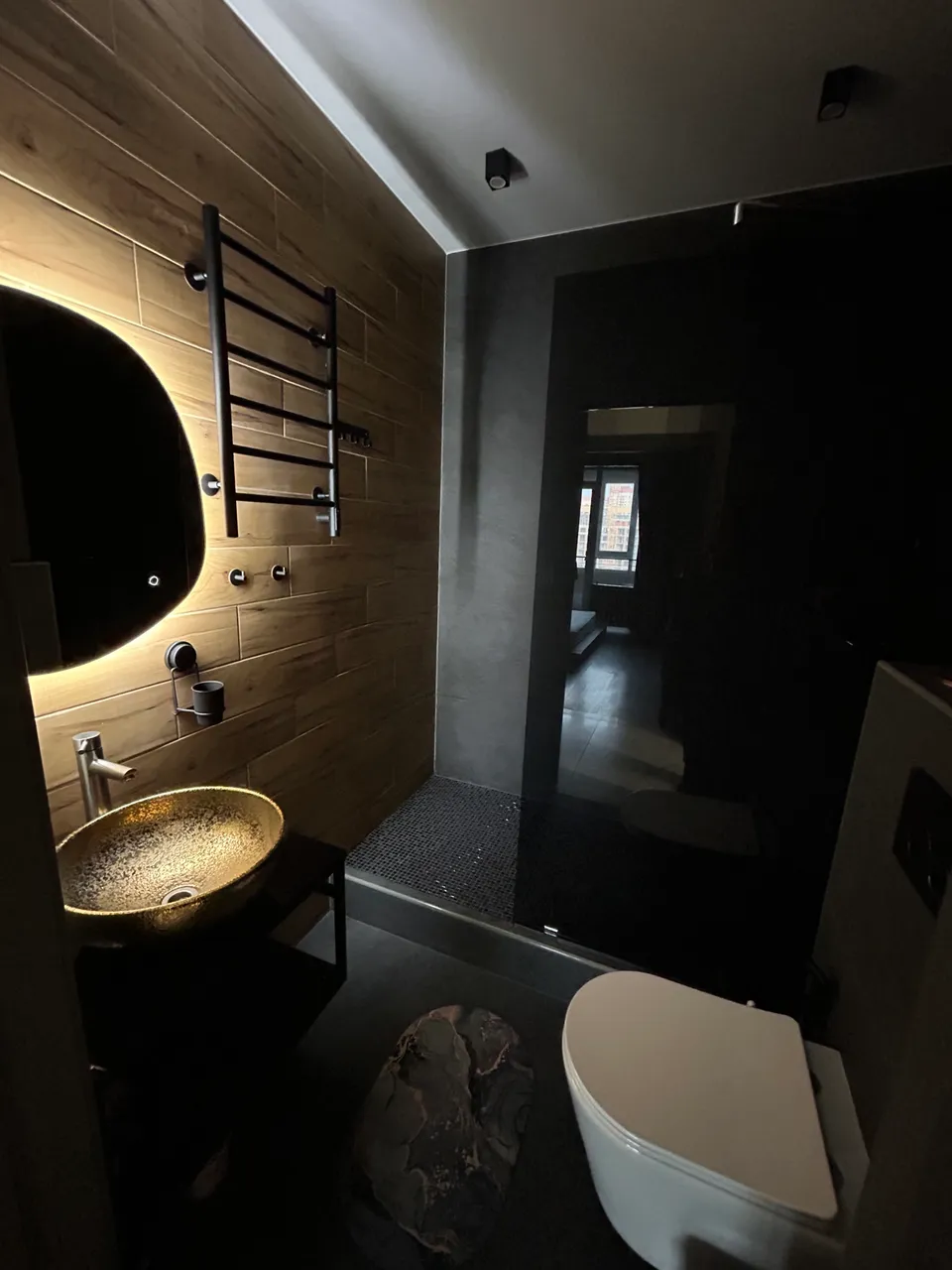 АПАРТАМЕНТЫ НА НАБЕРЕЖНОЙ — xl.webp