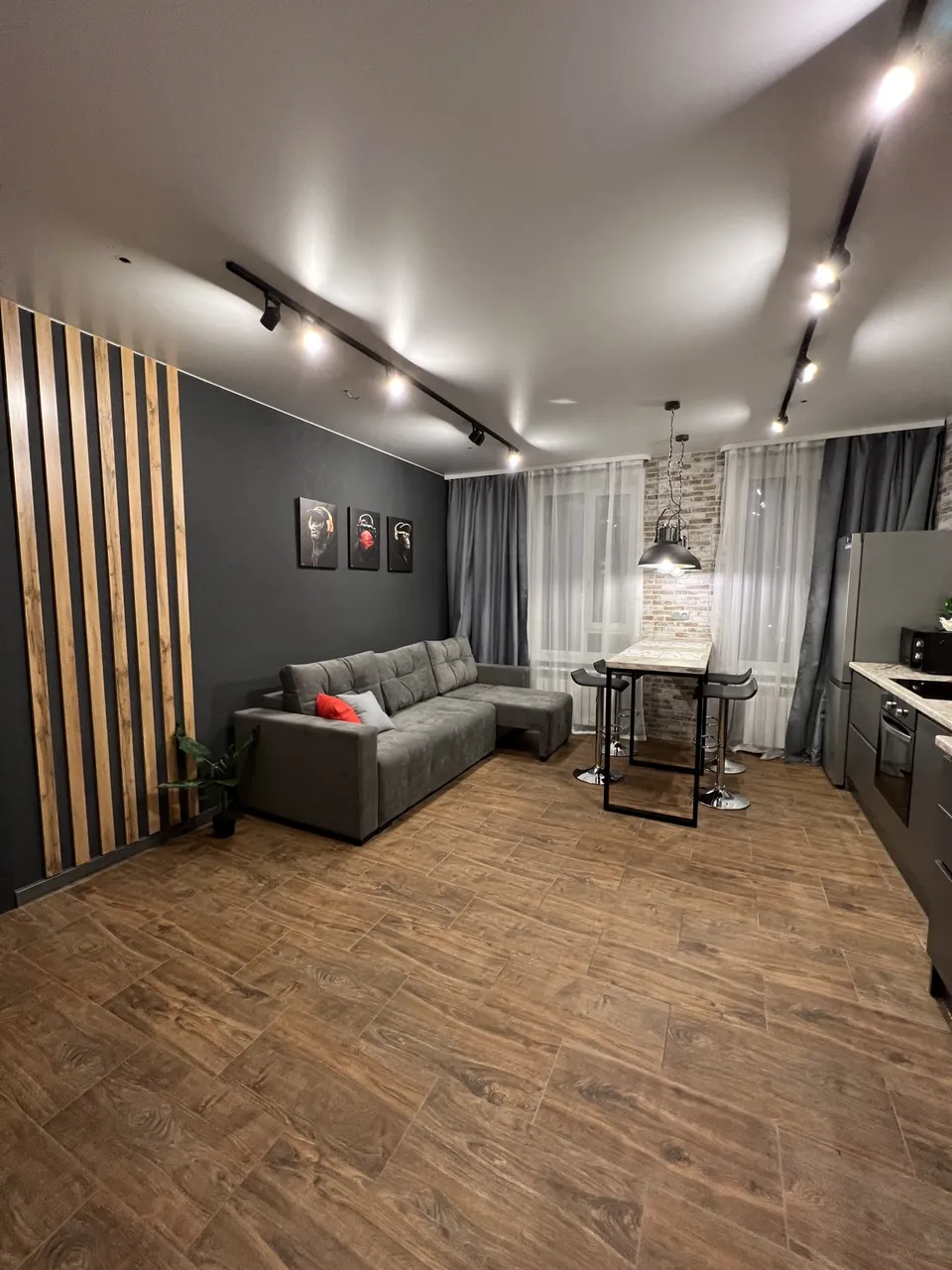 АПАРТАМЕНТЫ НА НАБЕРЕЖНОЙ — xl.webp