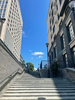 АПАРТАМЕНТЫ НА НАБЕРЕЖНОЙ — sm.webp