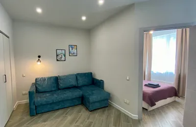 Лайнер на ул.Максима Горького — xl.webp