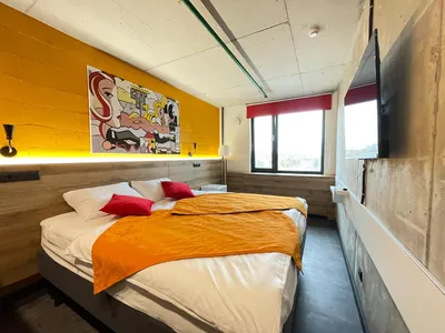 Комфортная студия в новом комплексе Ramada — sm.webp