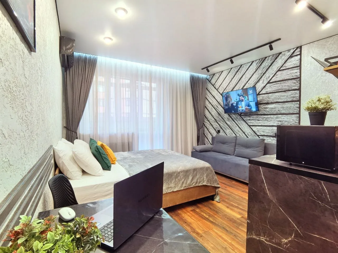 Краснодар, ул. Героя Владислава Посадского, 17к2 — xl.webp