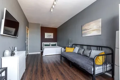 Видовая квартира с балконом у метро — sm.webp