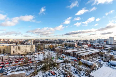 Видовая квартира с балконом у метро — sm.webp