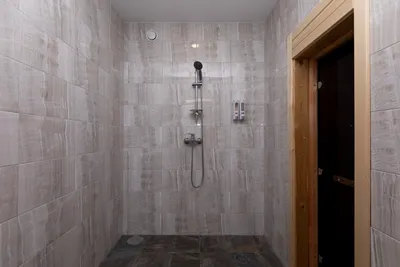 Шикарный дом с баней — sm.webp