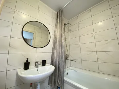 2шка с изолированными комнатами, 5 минут от центра — sm.webp