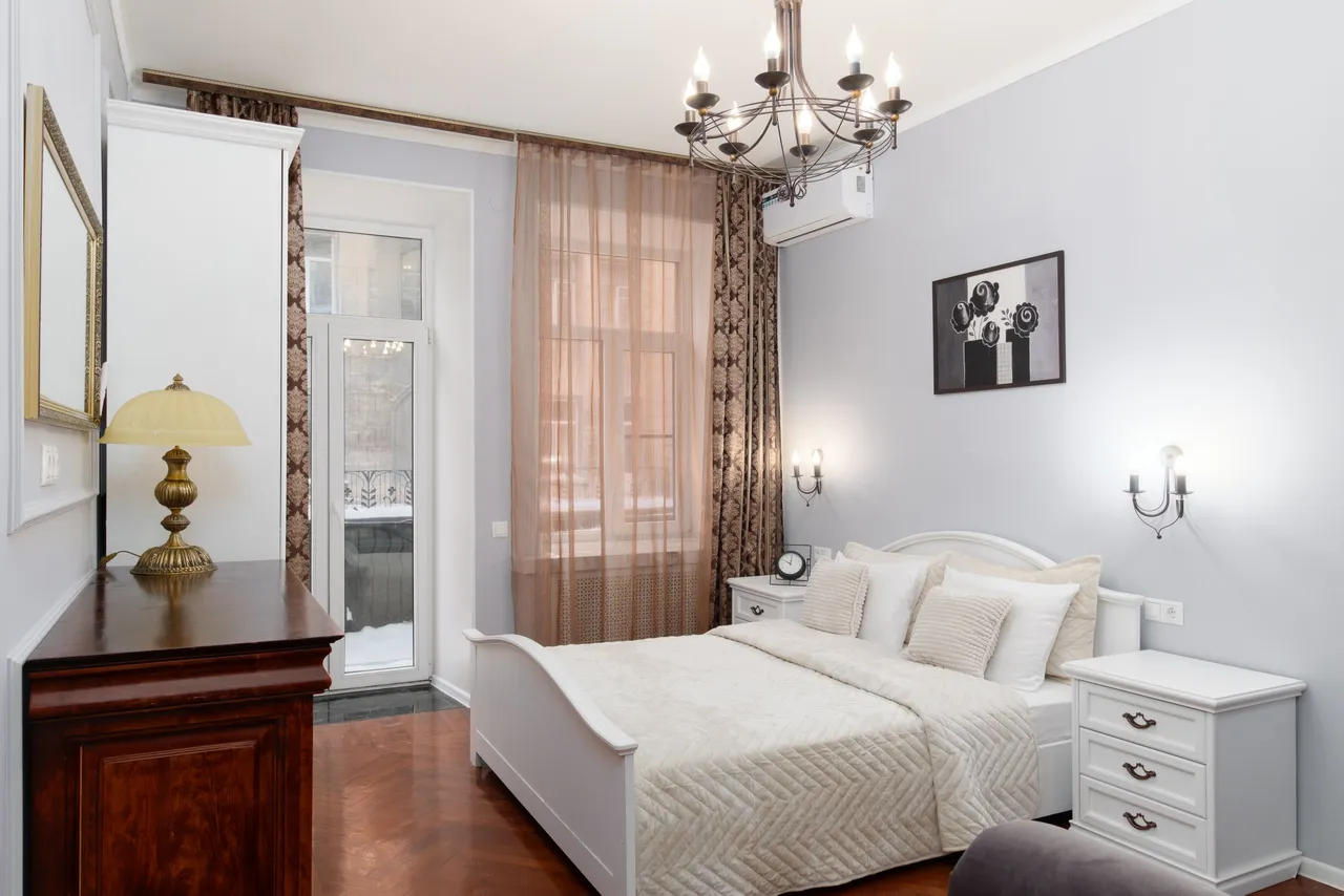 Люкс-апартаменты у Московского вокзала — xl.webp