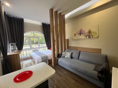 Уютный апартамент с большим балконом  — sm.webp