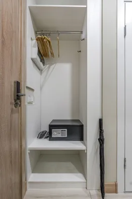 Трёхместные апартаменты с видом на город — sm.webp