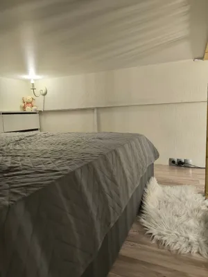 Светлая двухуровневая студия недалеко от метро "Бульвар Рокоссовского" — sm.webp