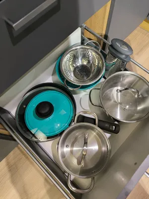 Светлая двухуровневая студия недалеко от метро "Бульвар Рокоссовского" — sm.webp