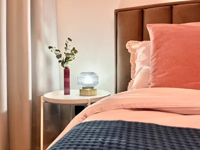 Стильная студия Star Apartments у аэропорта — sm.webp