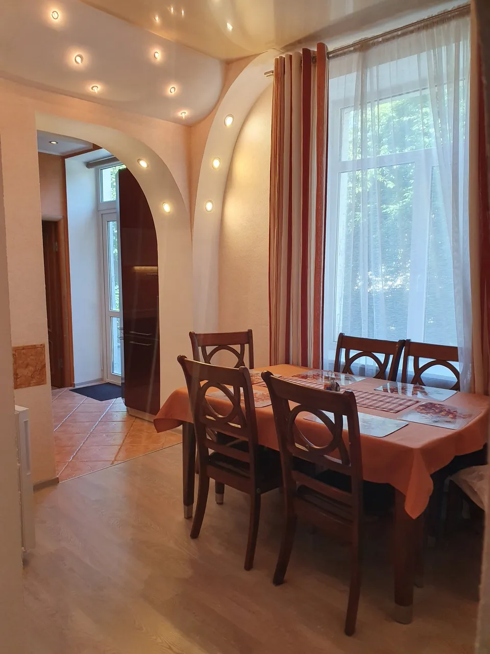 Amalienau Apartment — xl.webp