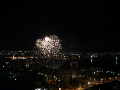 Квартира с потрясающим видом на город и пруд! — xl.webp