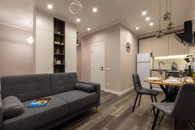 Дизайнерская студия FEEL AT HOME на три окна у Невского проспекта — xl.webp