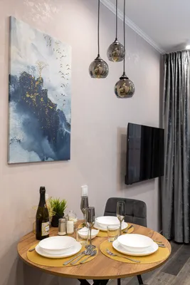 Дизайнерская студия FEEL AT HOME на три окна у Невского проспекта — sm.webp