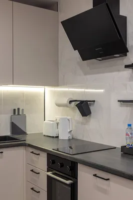 Дизайнерская студия FEEL AT HOME на три окна у Невского проспекта — sm.webp