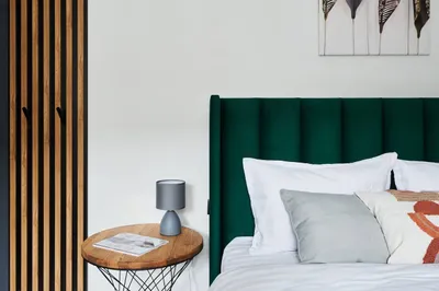 Уютная студия Emerald Honey  — sm.webp