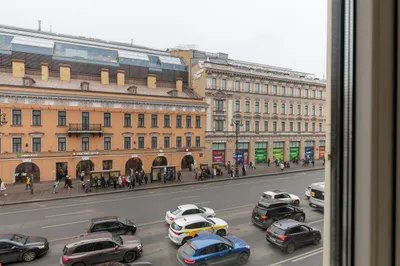 Апартаменты с видом на Невский проспект — xl.webp