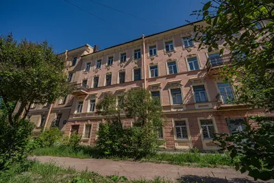 Уютная двухкомнатная квартира в центре — sm.webp