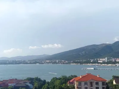 Квартира с видом на море, горы — sm.webp