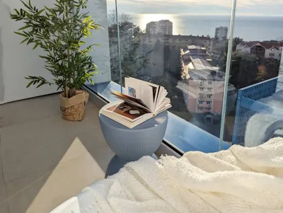 With sea view — xl.webp