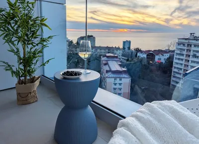 With sea view — xl.webp